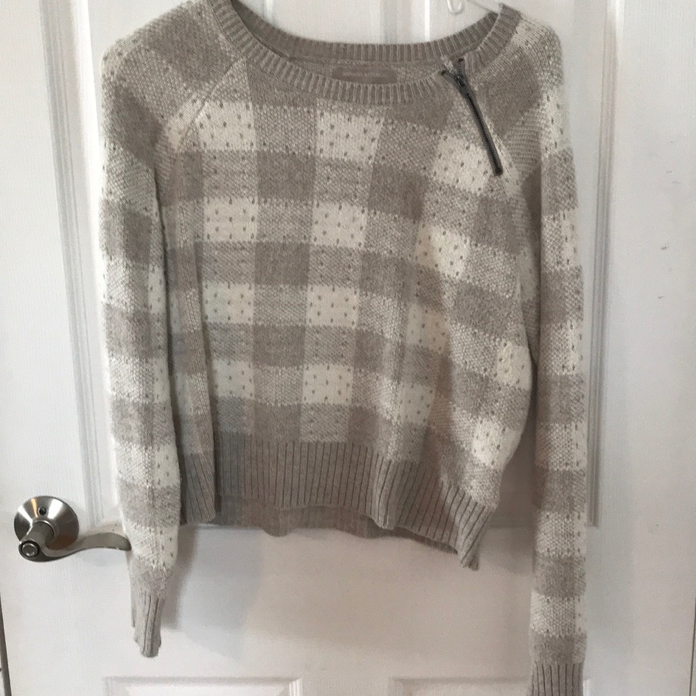 Mid rise sweater